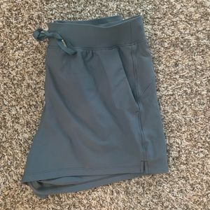 Old navy high waisted power soft athletic shorts